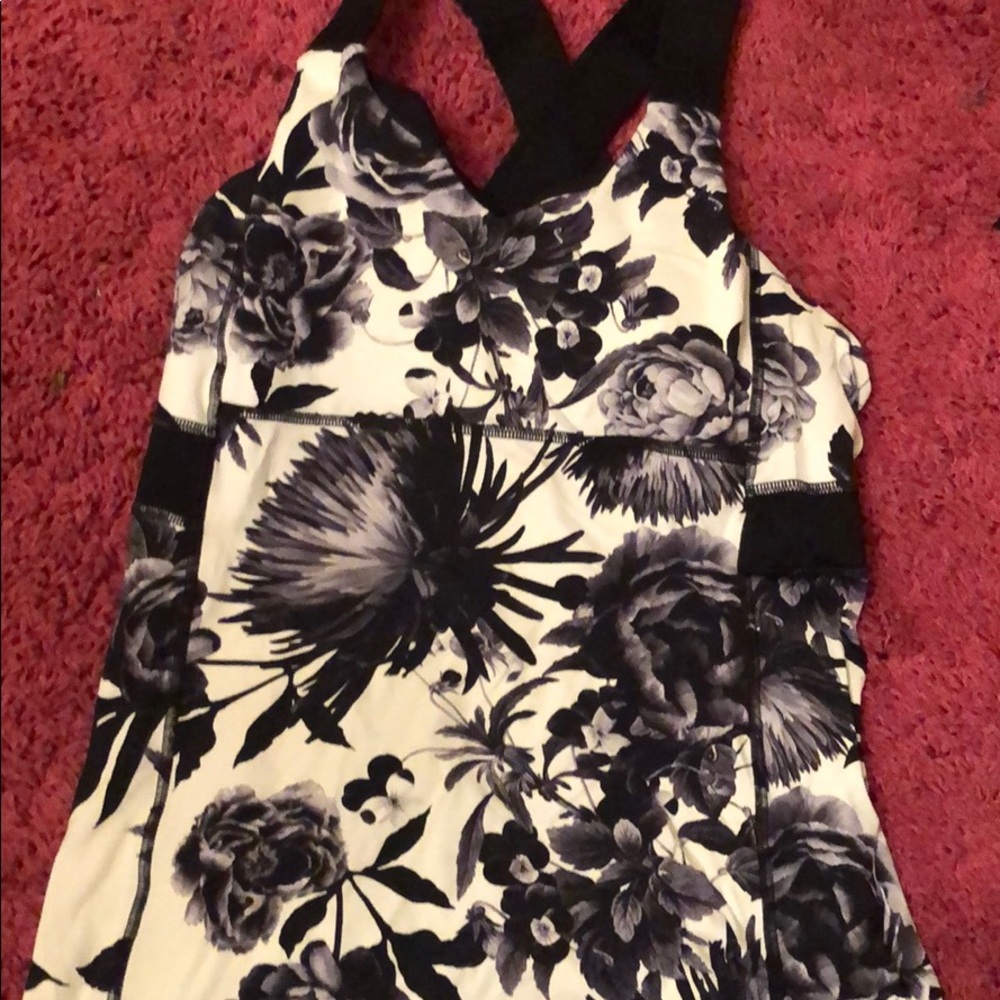 lululemon tank top